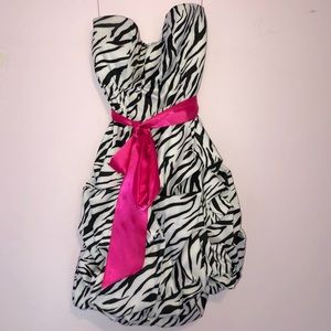 Zebra homecoming dress, strapless